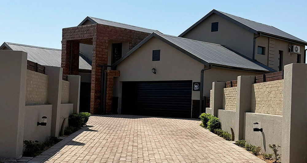 Sasavona Luxury Cottage - 631 Euphoria Golf and Lifestyle Estate